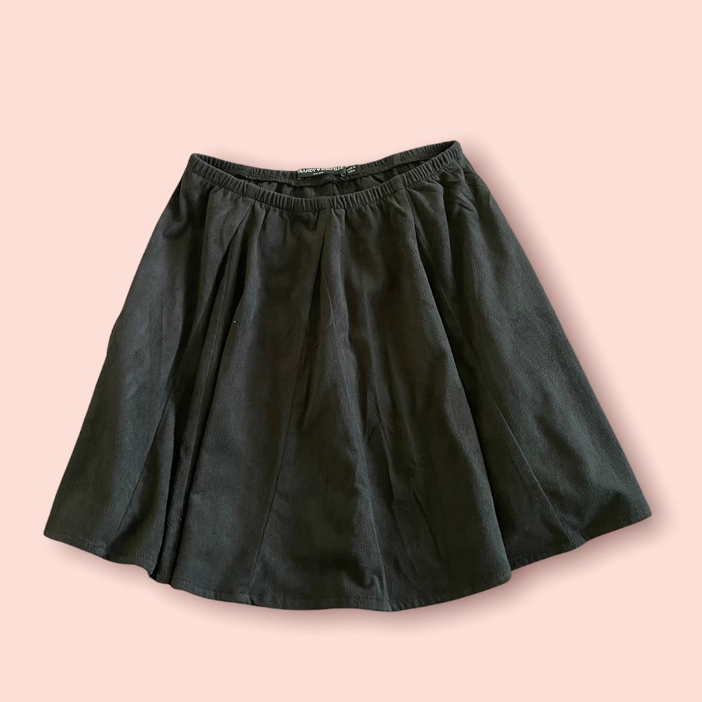 Brandy Melville🖤Suede Pleated Skirt